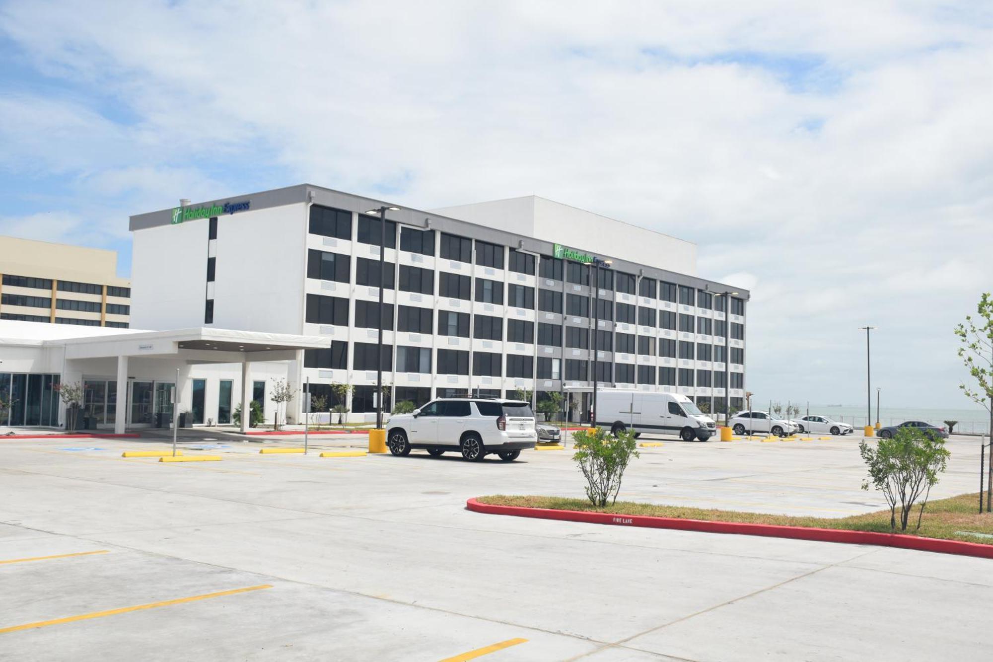 Holiday Inn Express Corpus Christi - Beachfront By Ihg 外观 照片